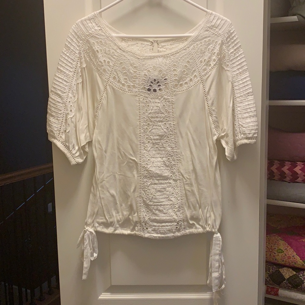 Vanessa Virgina brand eyelit top